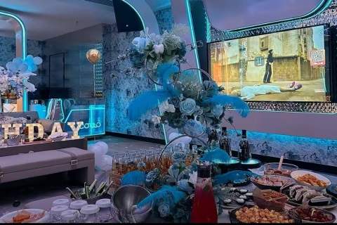 合肥高端KTV诚聘接待 专享住宿与日结高薪